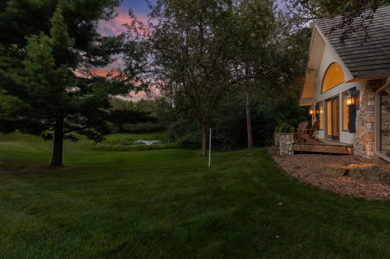 1535 Bavarian Shores Dr, Chaska, MN 55318