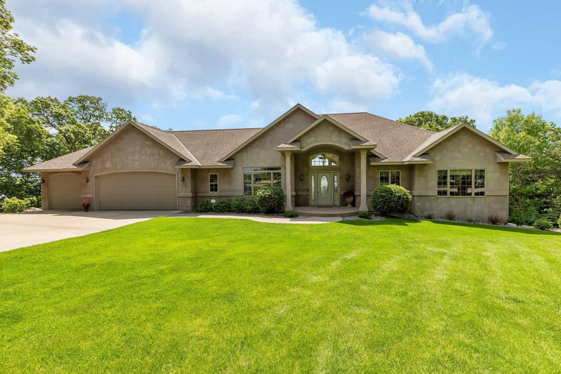 20922 Big Lake Rd, Richmond, MN 56368
