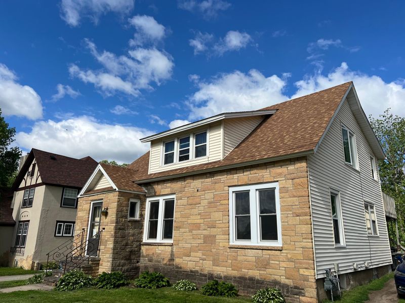 527 S Oak Ave, Owatonna, MN 55060