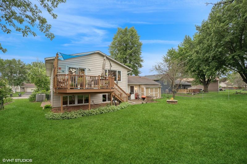 15649 Heywood Way, Apple Valley, MN 55124