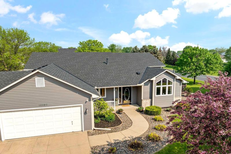 16527 Fieldcrest Ave, Farmington, MN 55024
