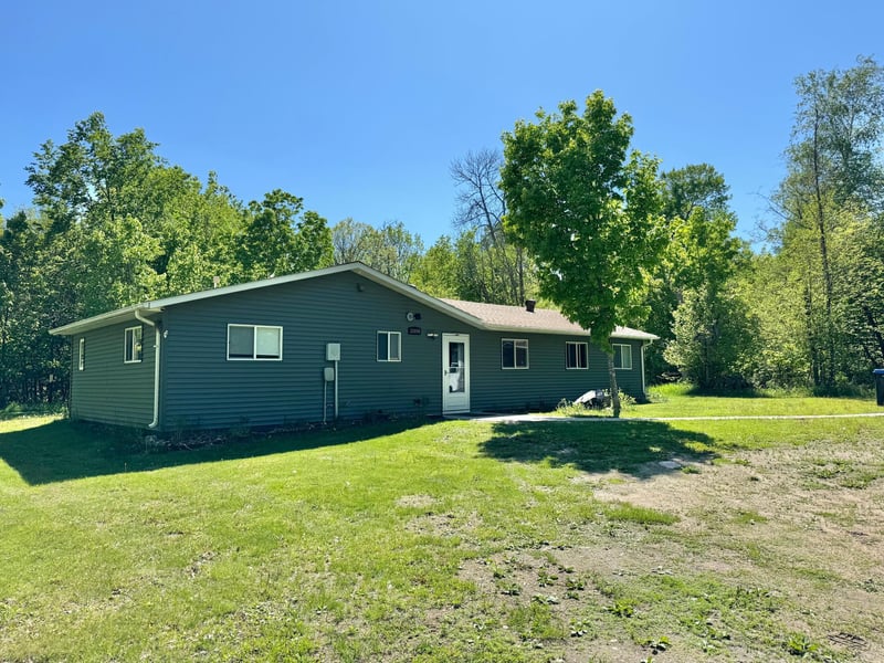 33498 Strawberry Dr, Ogema, MN 56569