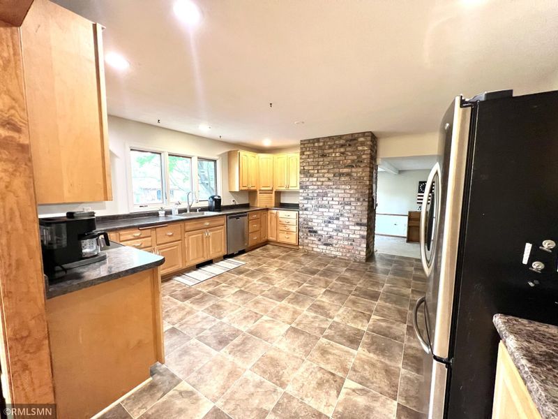 820 Mooers Ave, Cokato, MN 55321
