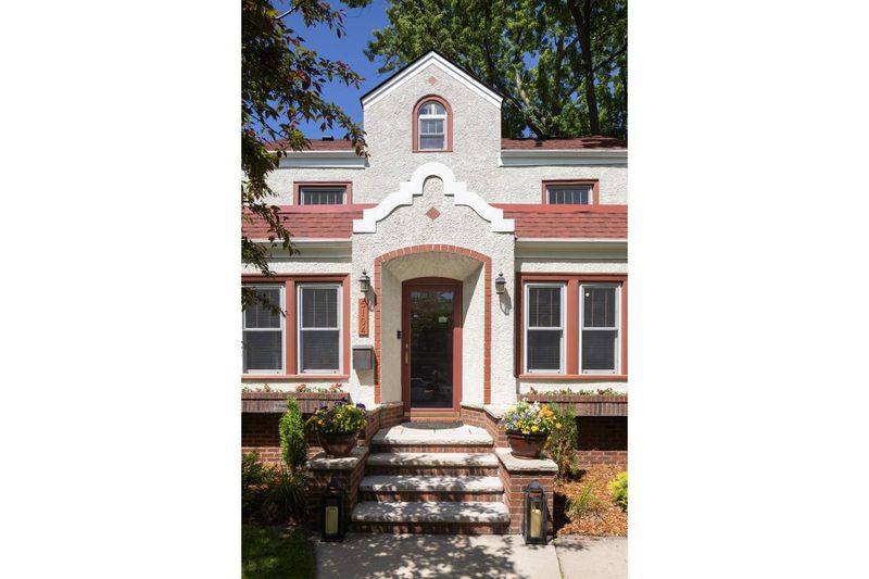 5104 Colfax Ave S, Minneapolis, MN 55419