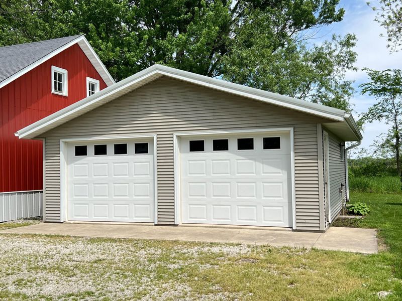 10465 County Road 26, Le Roy, MN 55951