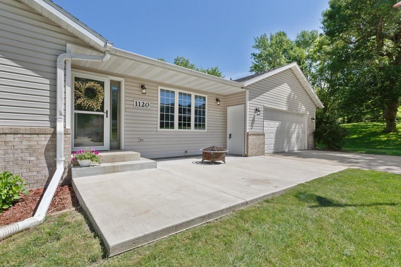 1120 Barney St, Owatonna, MN 55060