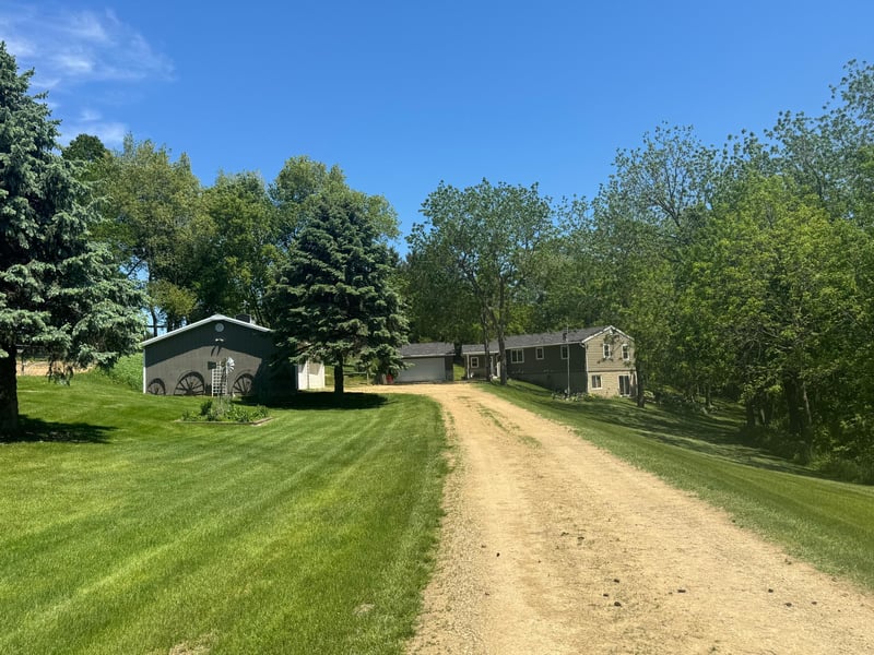 59227 County Road 71, Mazeppa, MN 55956