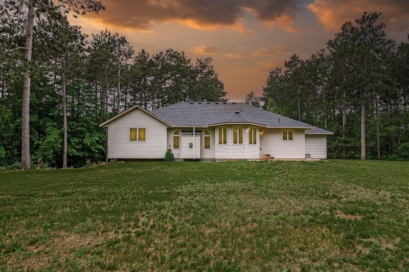40941 Guthrie Ave, North Branch, MN 55056