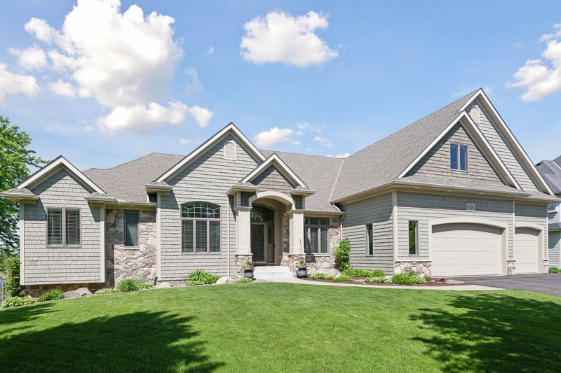 8330 Kelzer Pond Dr, Victoria, MN 55386
