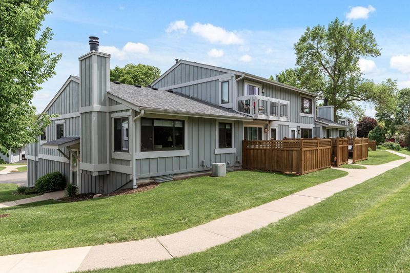 110943 Von Hertzen Cir #43, Chaska, MN 55318