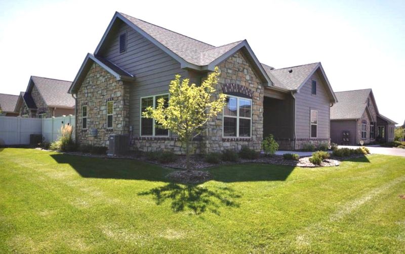 24052 Rivers Edge Rd, Rogers, MN 55374
