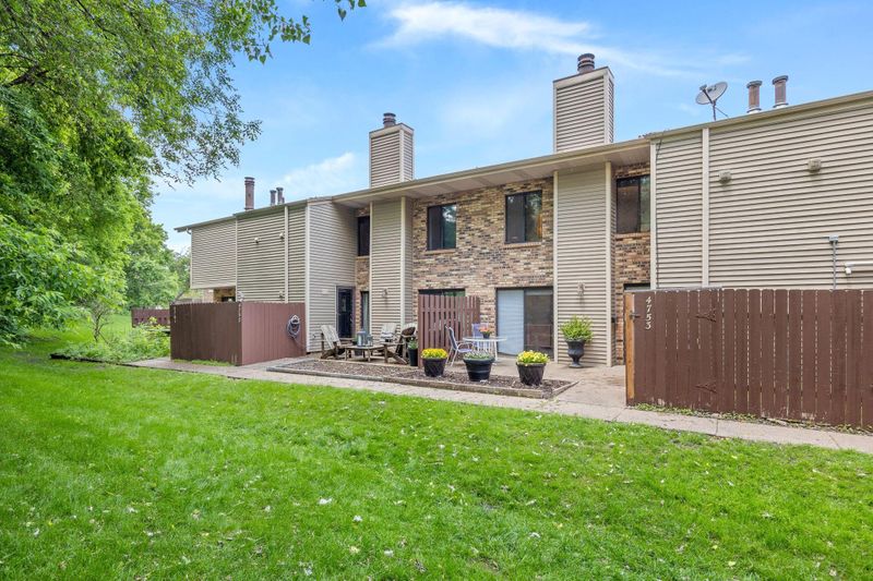 4753 Cedar Lake Rd S, Saint Louis Park, MN 55416