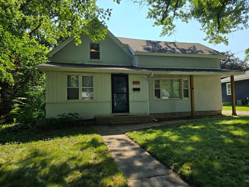 1113 Union St, Northfield, MN 55057
