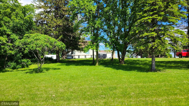 2446 122nd St, Plato, MN 55370
