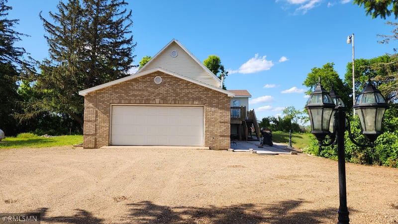 2446 122nd St, Plato, MN 55370