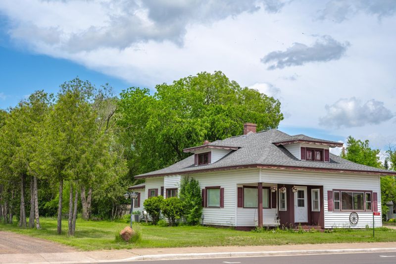 208 W 5th Ave, Minong, WI 54859