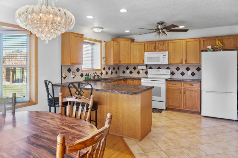 708 Circle Dr, Wabasha, MN 55981