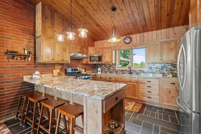 13404 N Grindstone Rd, Sandstone, MN 55072