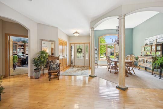 1941 Temminck Rd, Saint Cloud, MN 56301