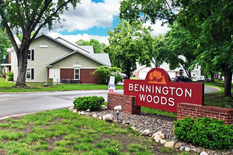 701 Larpenteur Ave E #701B, Maplewood, MN 55117