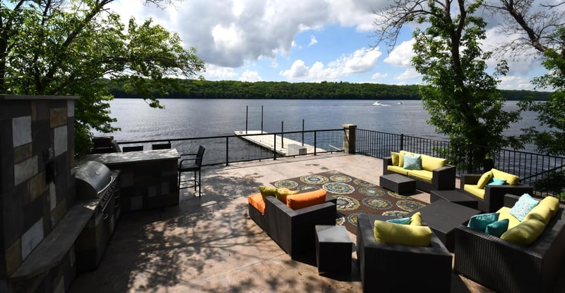 625 Lake St N, Prescott, WI 54021