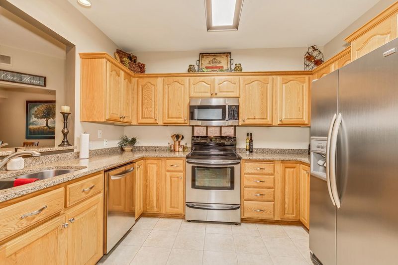 5200 Pathways Ave #301, White Bear Lake, MN 55110