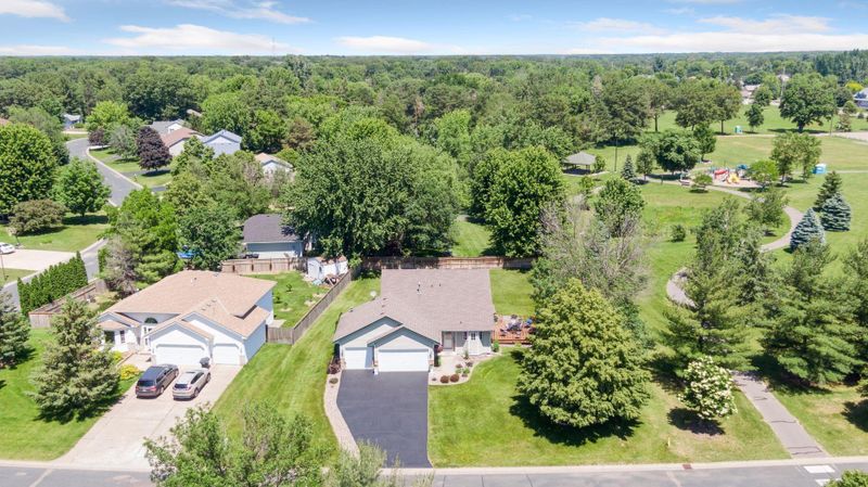 6206 259th St, Wyoming, MN 55092