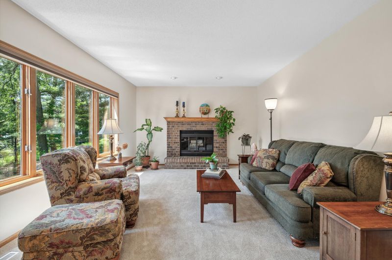 4860 Wellington Ct, Eagan, MN 55122