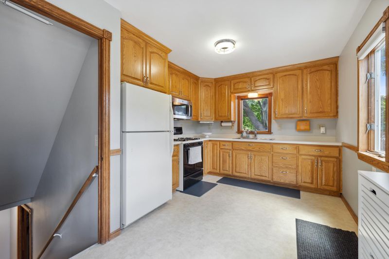 8225 Thomas Ave S, Minneapolis, MN 55431
