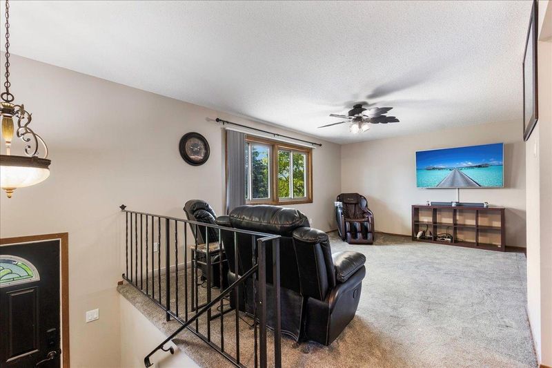 10044 Cord St NE, Circle Pines, MN 55014