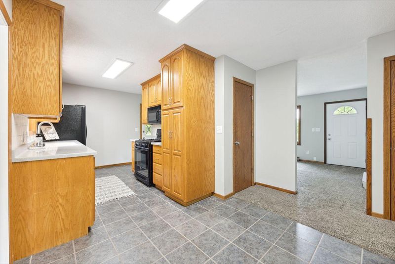 1735 Oak Grove Rd SW, Saint Cloud, MN 56301