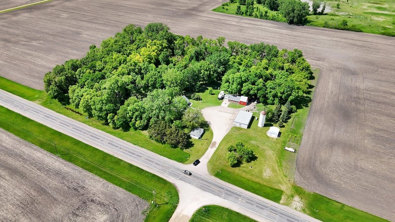 15000 195th Ave SE, Lake Lillian, MN 56253