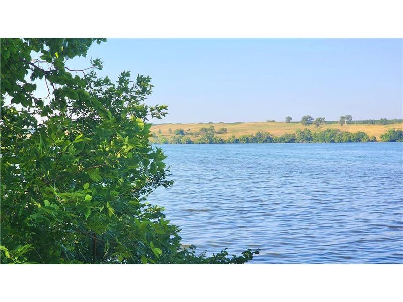 25911 Prairie View Dr, Beardsley, MN 56211