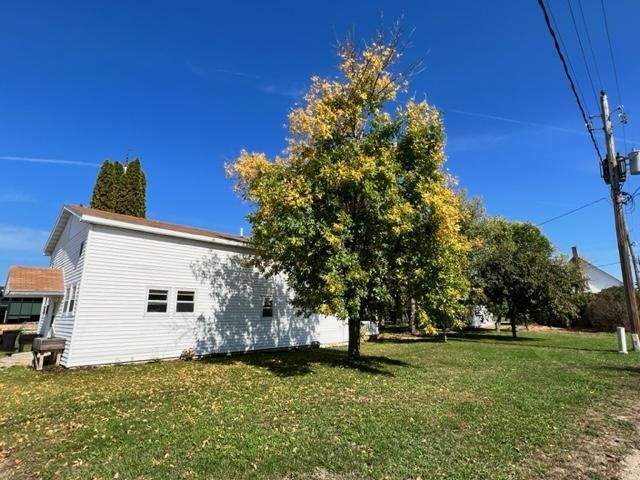 14 Hubbard Ave N, Sebeka, MN 56477
