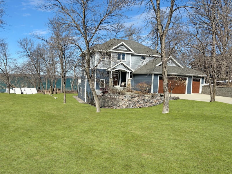 11856 Indian Beach Rd, Spicer, MN 56288