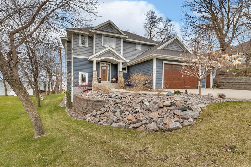 11856 Indian Beach Rd, Spicer, MN 56288