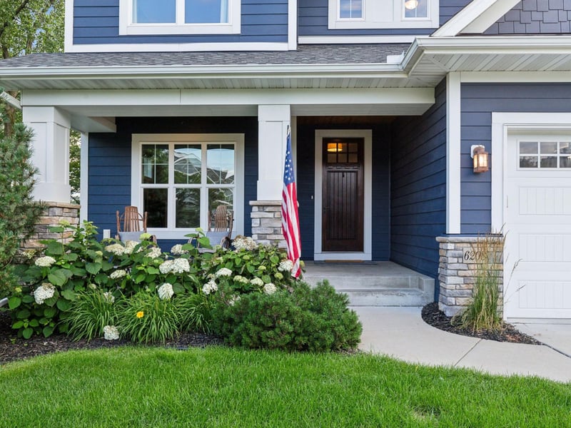 6208 Coteau Trl, Eden Prairie, MN 55344