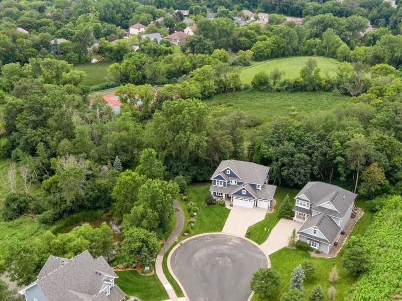 6208 Coteau Trl, Eden Prairie, MN 55344