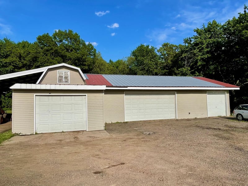 E9062 690th Ave, Elk Mound, WI 54739