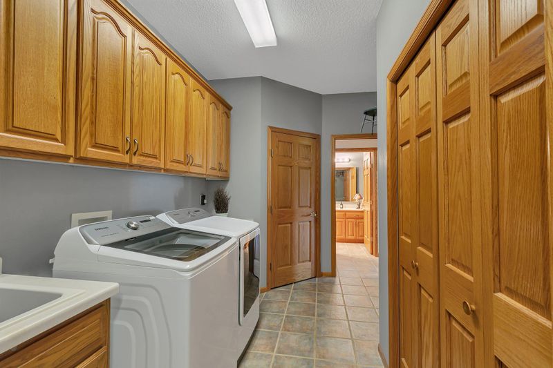 232 Goldfinch Ln, Clearwater, MN 55320
