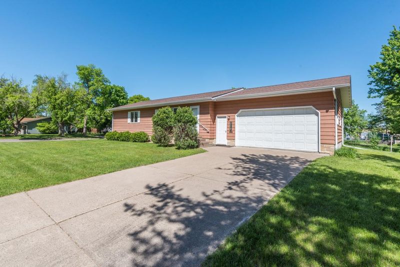 1815 S 8th St, Brainerd, MN 56401