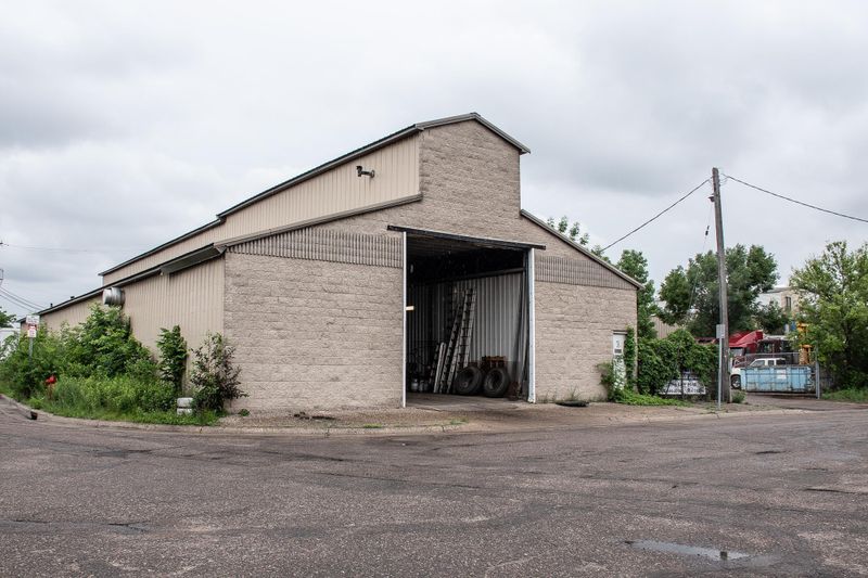 976 Bradford St, Saint Paul, MN 55114