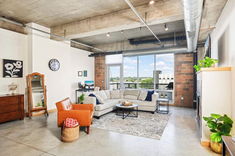 901 N 3rd St #516, Minneapolis, MN 55401