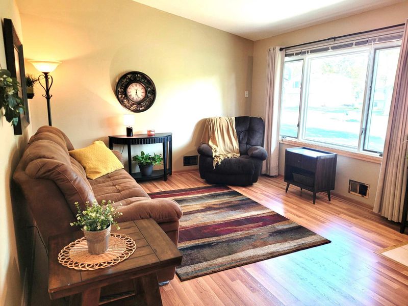 6500 115th 1/2 Ave N, Champlin, MN 55316