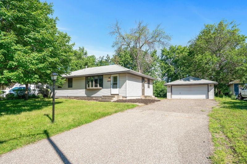 2008 Whitewater Trl, Minneapolis, MN 55444