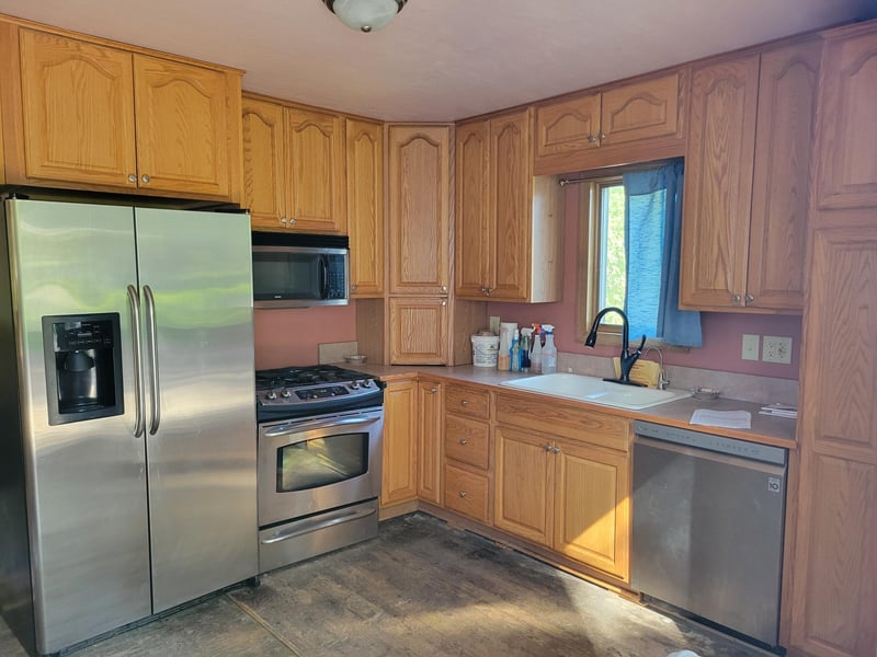 386 Lakeview Rd, Heron Lake, MN 56137