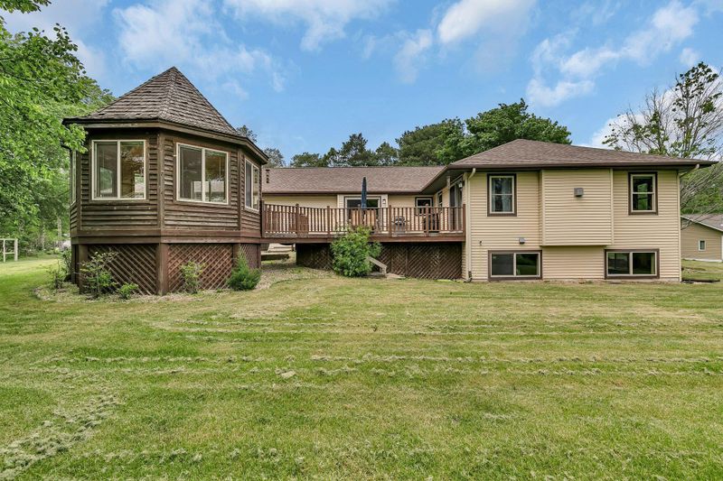 900 105th St NW, Rice, MN 56367