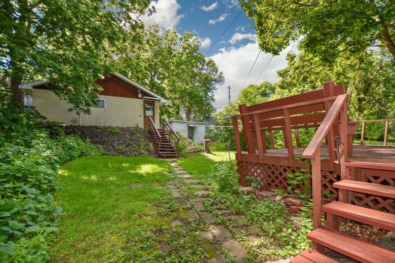 1847 Pleasant St, Lauderdale, MN 55113