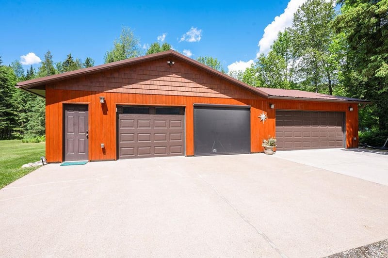 32548 County Road 326, Bovey, MN 55709