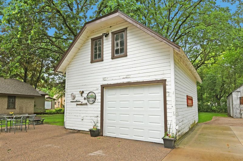 135 Central Ave, Paynesville, MN 56362